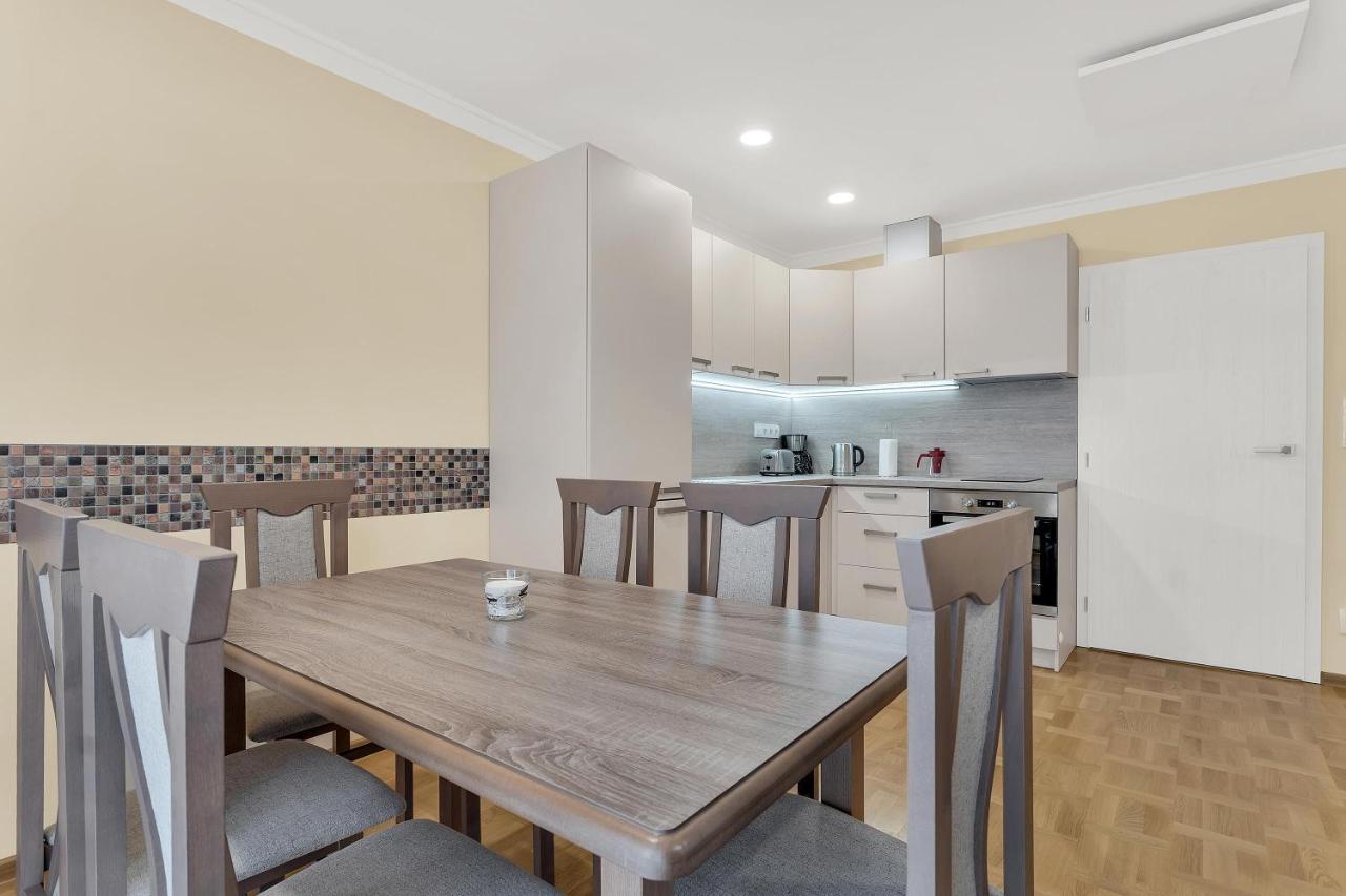 Apartmany Na Vyhledech Лоучна-под-Клиновцем Экстерьер фото
